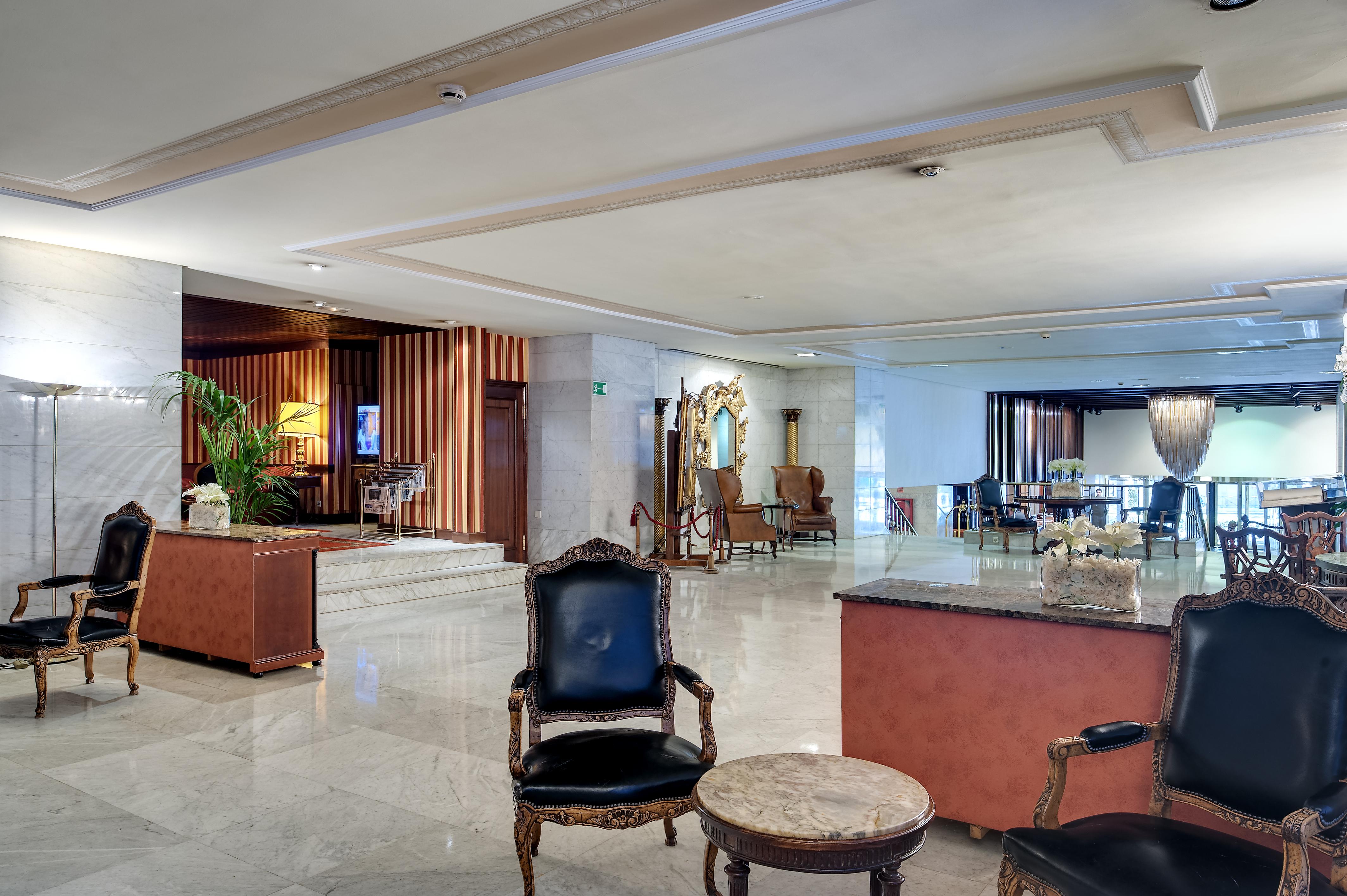 Hotel Miguel Angel Madrid Exteriér fotografie Lobby